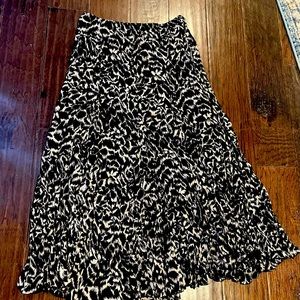 Woman’s navy and white broom skirt